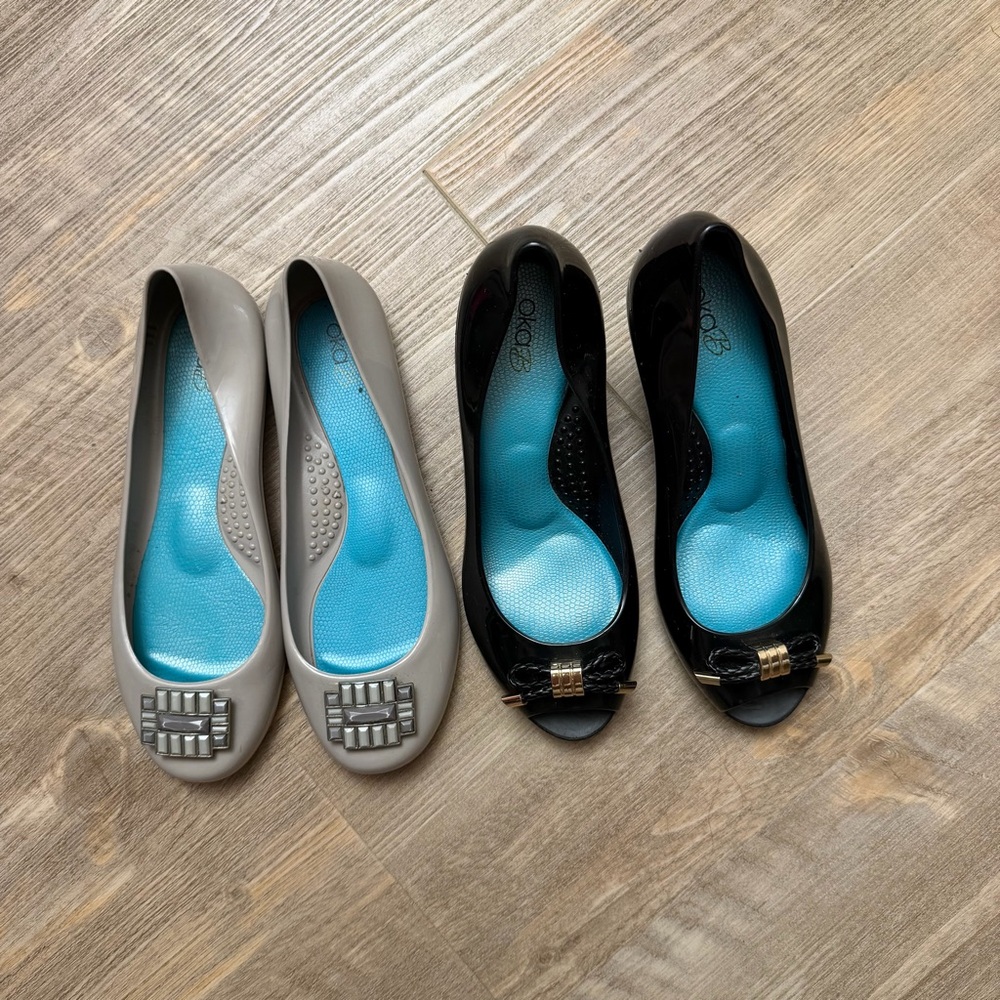 oka b Black Wedge Gray Taupe Flats Set Size 7